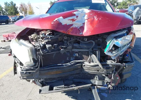 2015 Nissan Rogue Sv z USA, uszkodzony, nr VIN 5N1AT2MT1FC890328